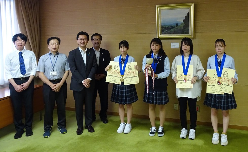 伊木米子市長への報告(9月26日(月)放課後) 市長報告